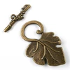 Charm kovová ozdoba, 2 páry - T-klip, hroznový list, antik