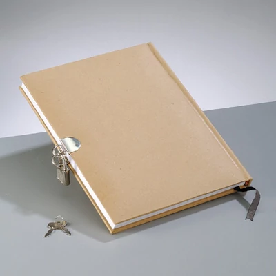 Pamätná kniha z papier-mache so zámkom - A5