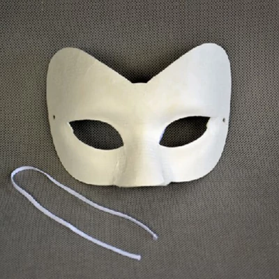 Maska z papier-mache - polomaska, 16x13 cm