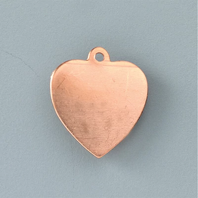 Smaltovaný prívesok červený medený základ - srdce, 24x21 mm