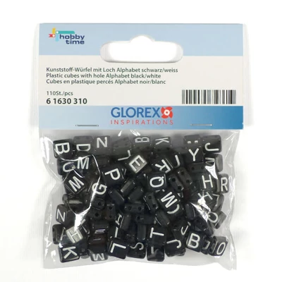 Plastové písmenkové koráliky, 7x8 mm - čiernobiele, dve dierky