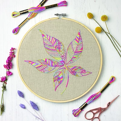 Sada na vyšívanie, Anchor Essentials Kit – List