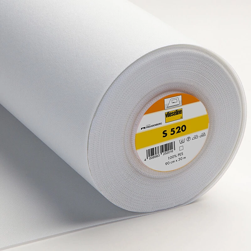 Vlieseline S 520 53000938 - lepiaca, spevňujúca podšívka, šírka 90 cm
