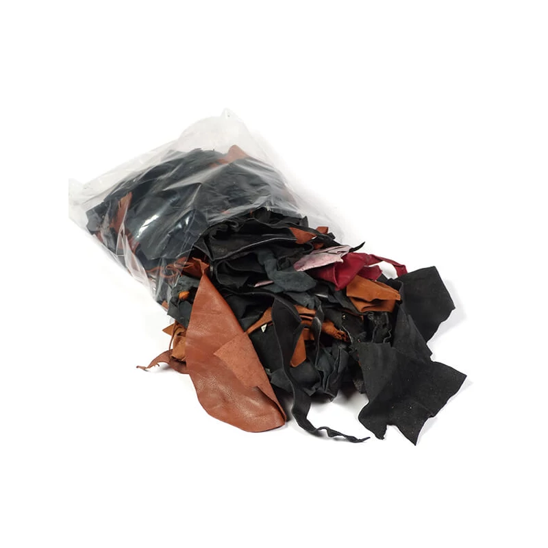 Kúsky kože v balení, 530-580 g