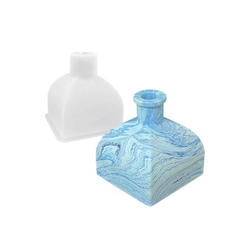 Silikónová odlievacia forma na akryl a umelú živicu Jesmonite - štvorcová váza, fľaša, 7,7x7,9 cm